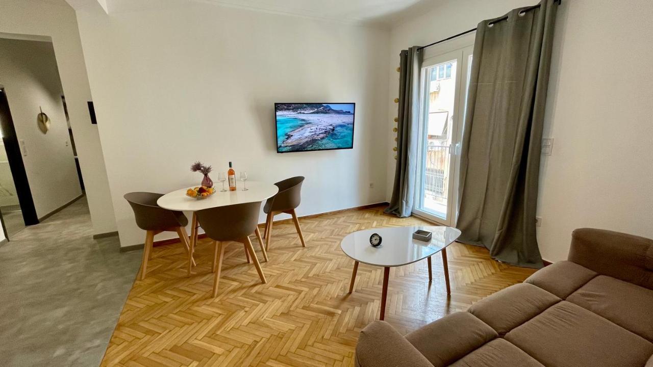 Gorgeous Renovated Apt. Close To Metro And Cultural Sites! Atene Esterno foto