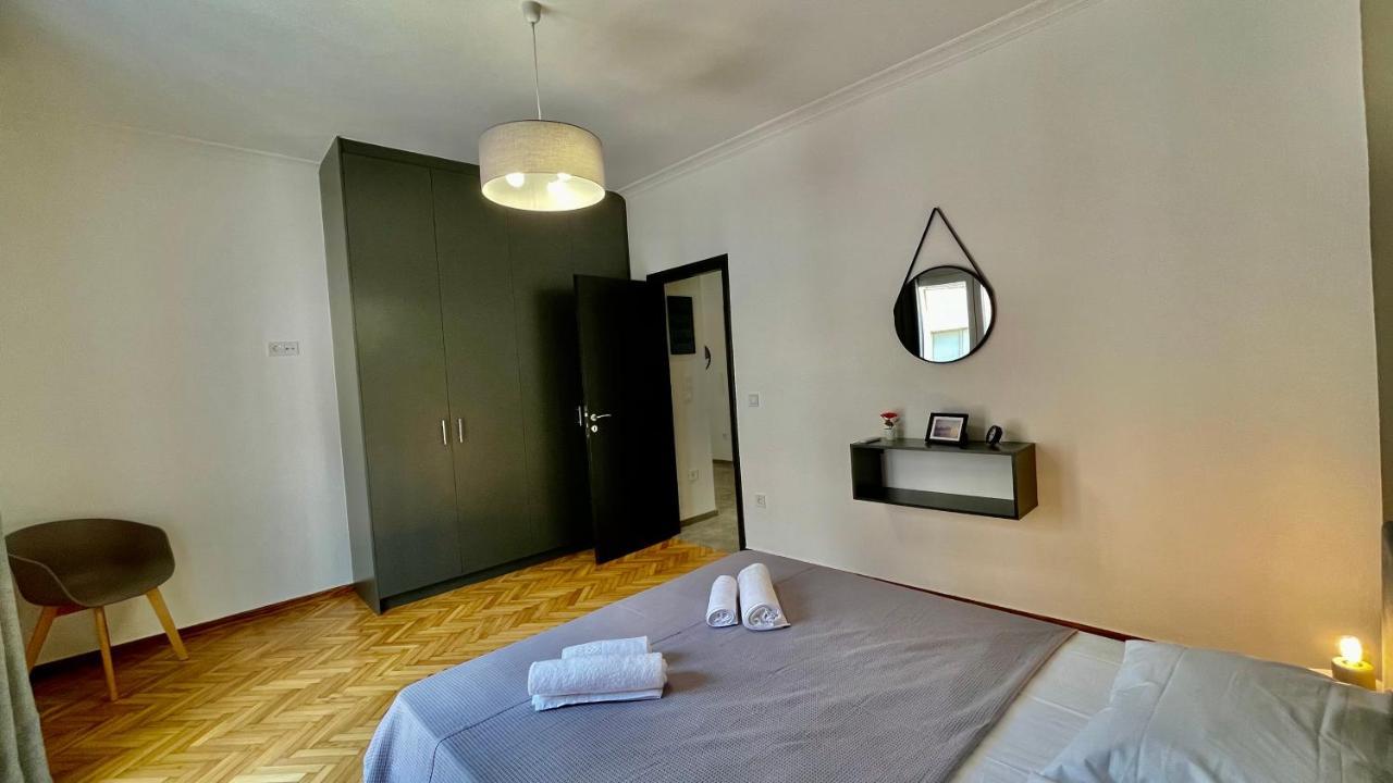 Gorgeous Renovated Apt. Close To Metro And Cultural Sites! Atene Esterno foto