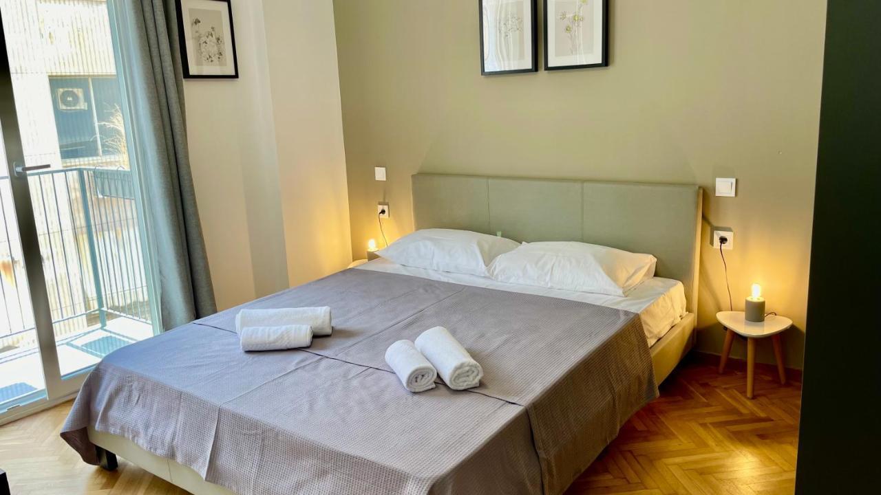 Gorgeous Renovated Apt. Close To Metro And Cultural Sites! Atene Esterno foto