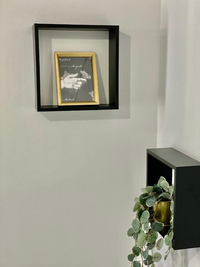 Gorgeous Renovated Apt. Close To Metro And Cultural Sites! Atene Esterno foto