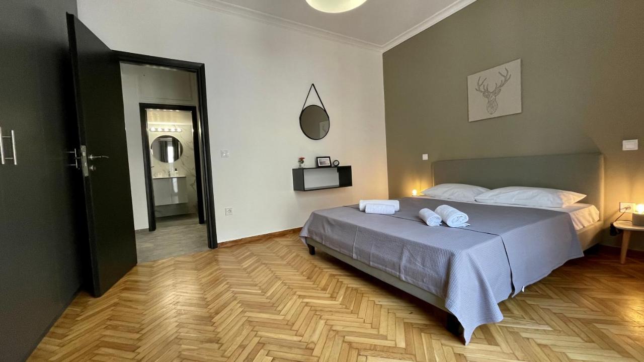 Gorgeous Renovated Apt. Close To Metro And Cultural Sites! Atene Esterno foto