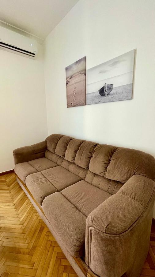 Gorgeous Renovated Apt. Close To Metro And Cultural Sites! Atene Esterno foto