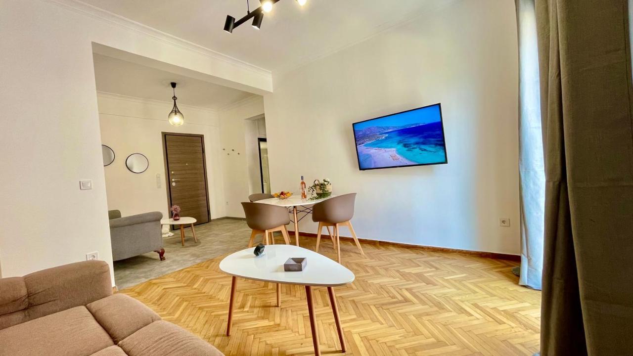 Gorgeous Renovated Apt. Close To Metro And Cultural Sites! Atene Esterno foto