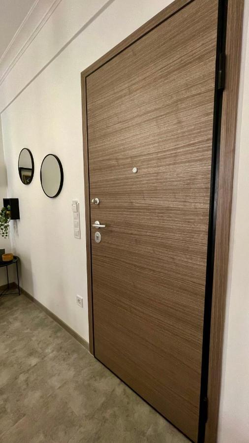 Gorgeous Renovated Apt. Close To Metro And Cultural Sites! Atene Esterno foto